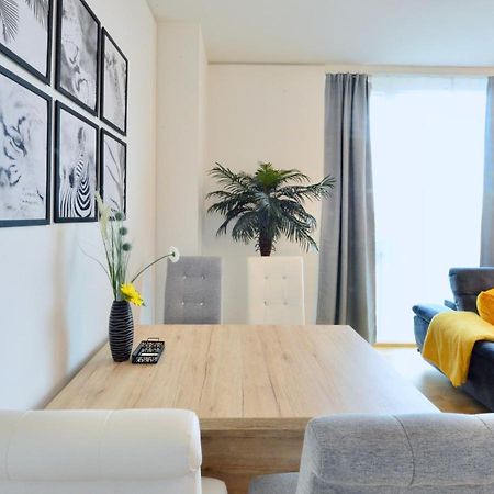 Skyscraper-Feeling With Parking Nearby Apartment Виена Екстериор снимка