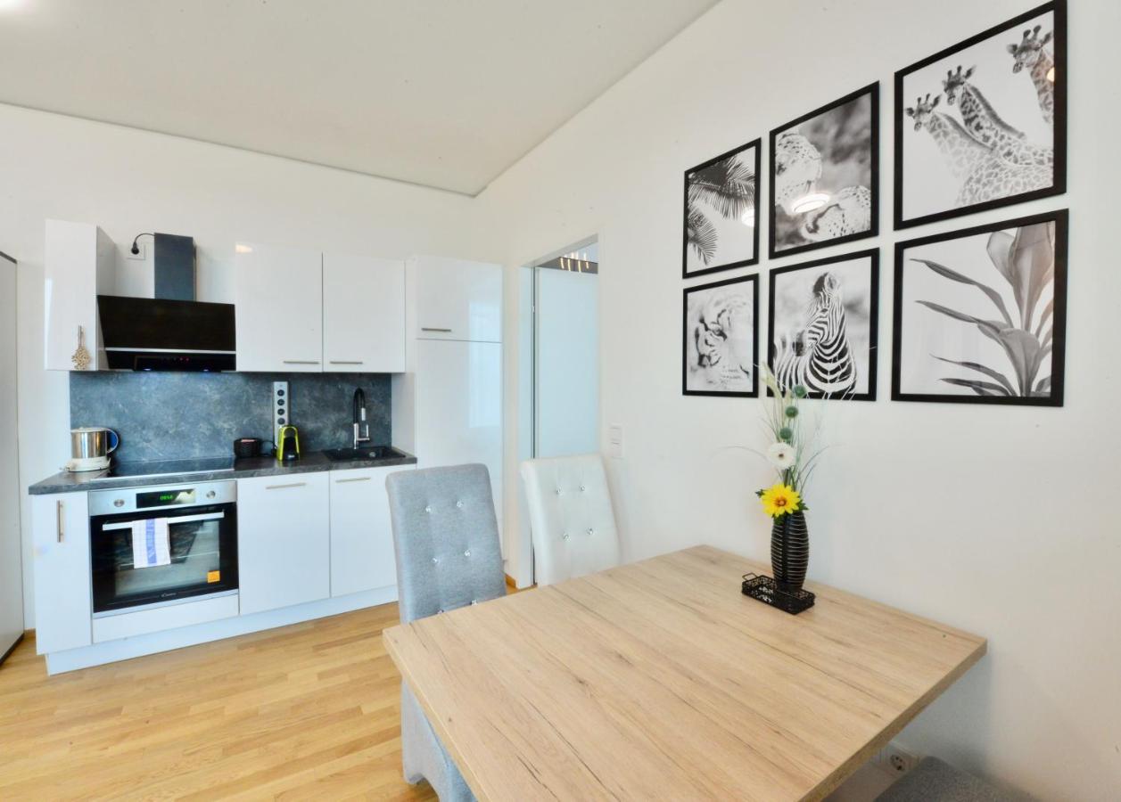 Skyscraper-Feeling With Parking Nearby Apartment Виена Екстериор снимка
