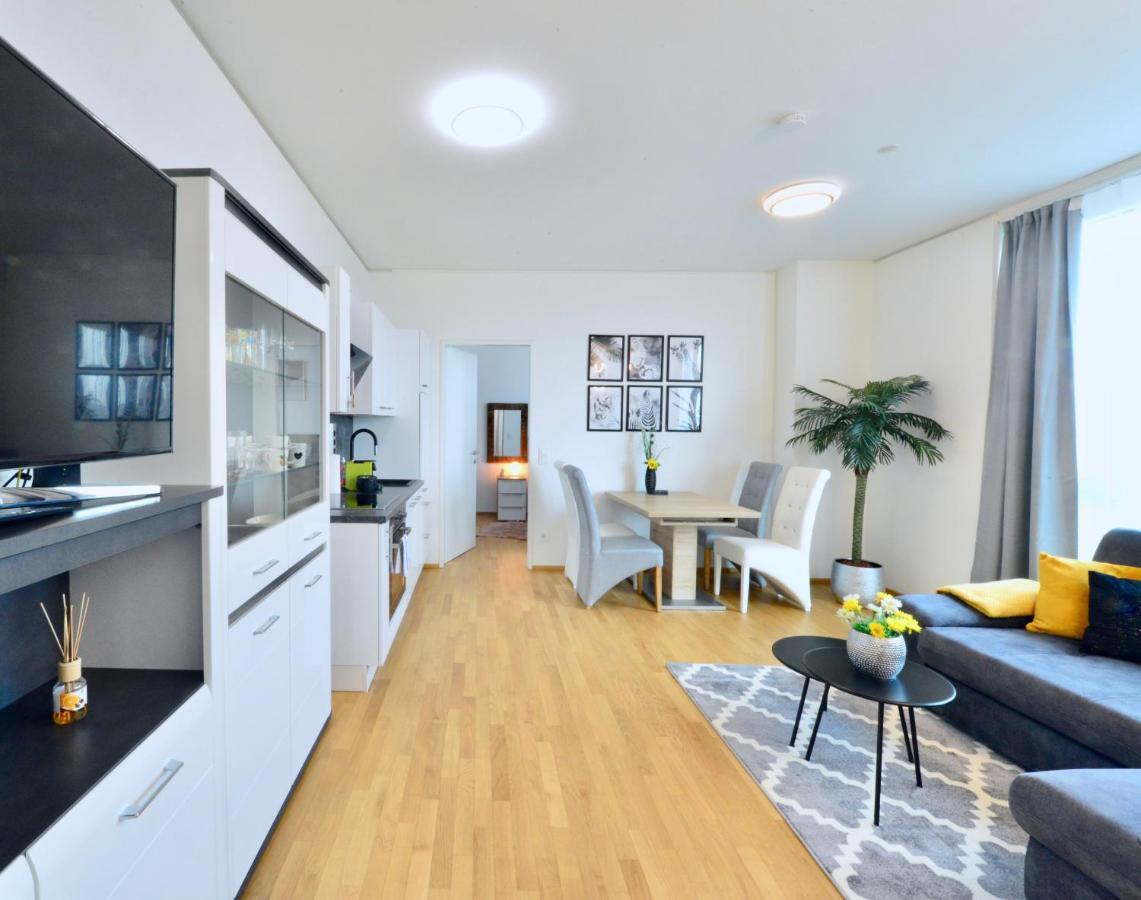 Skyscraper-Feeling With Parking Nearby Apartment Виена Екстериор снимка
