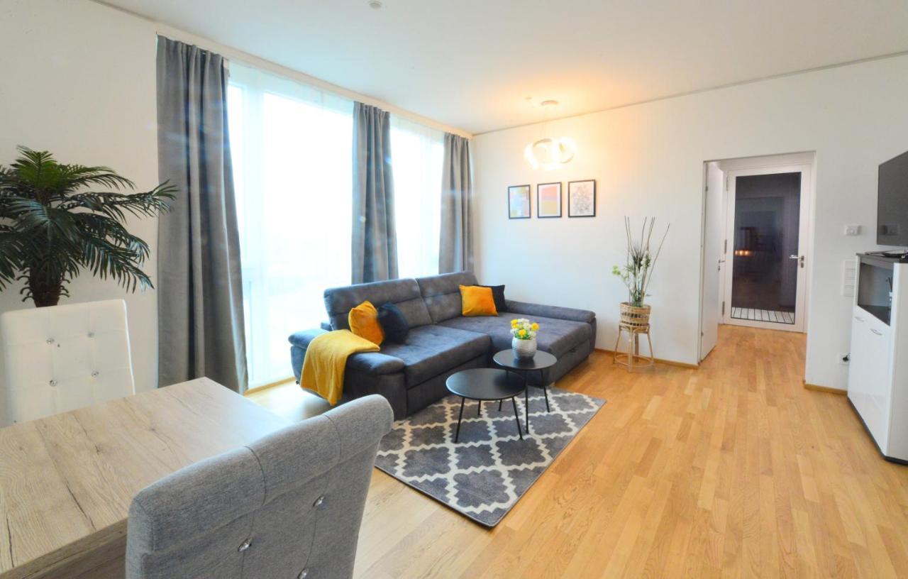 Skyscraper-Feeling With Parking Nearby Apartment Виена Екстериор снимка